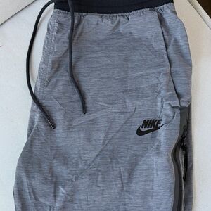 Nike Heather Gray Athletic Pants